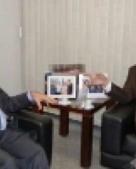 Imagem de Em busca de mais obras