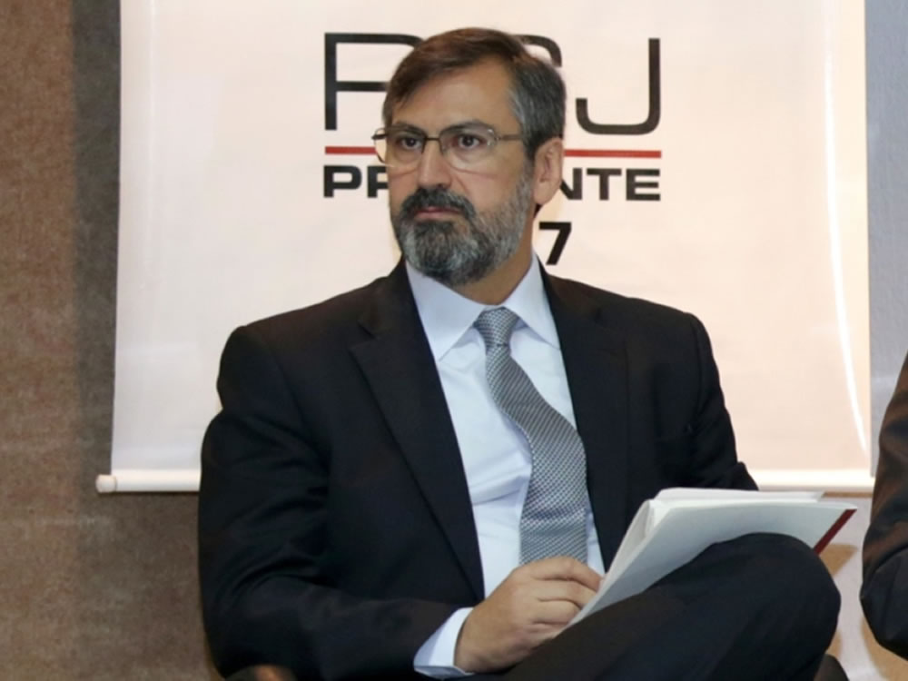 Imagem de Caiado nomeia Aylton Flávio Vechi como procurador-geral do MPGO