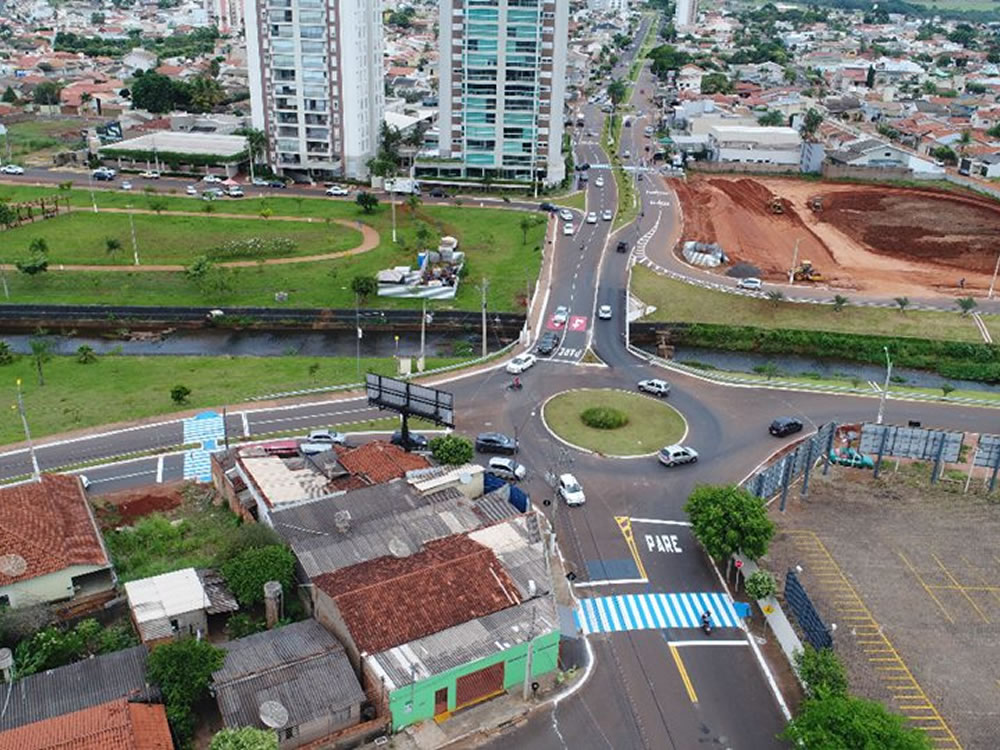 Imagem de Prefeitura entrega ponte do Espelho D’água