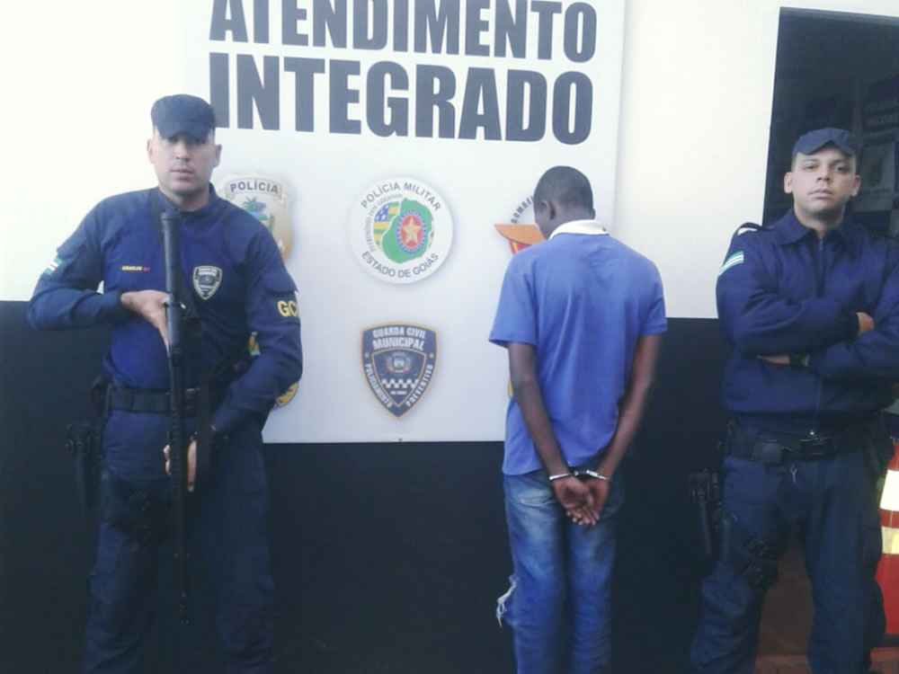 Imagem de GCM prende autor de furto