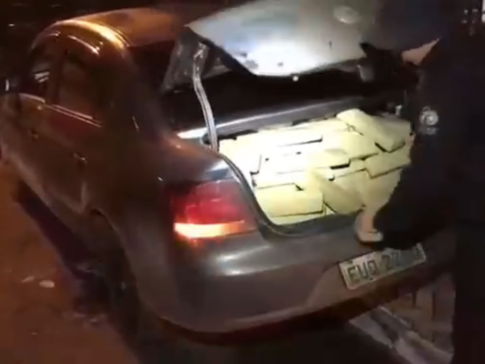 Imagem de Após confronto, traficante com 700 kg de maconha é morto na BR-060, entre Jataí e Rio Verde