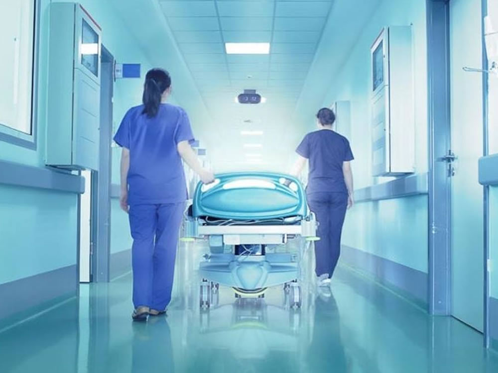 Imagem de Mulher será indenizada após ter ficado com sequelas permanentes depois de cirurgia plástica