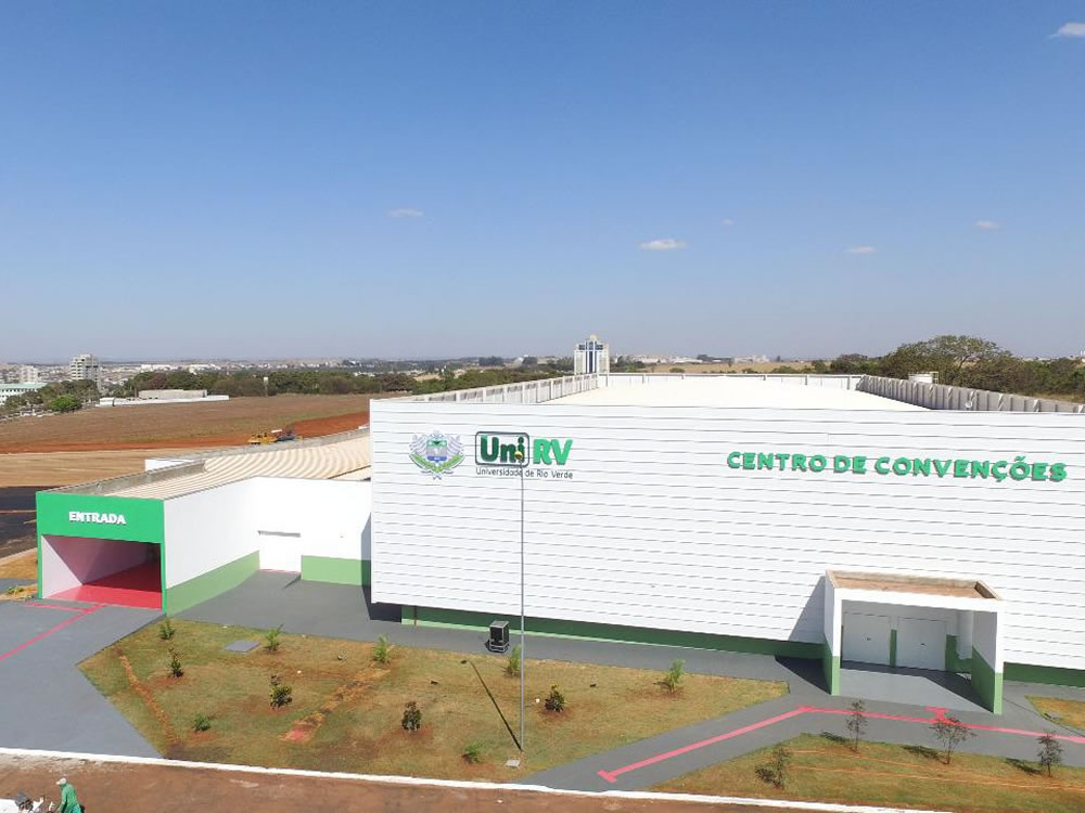 Imagem de UniRV inaugura hoje o Centro de Convenções