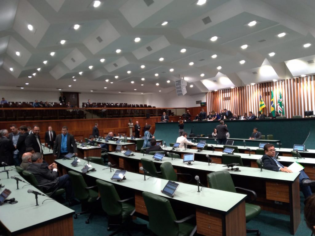Imagem de Deputados aprovam reforma administrativa no Governo de Goiás