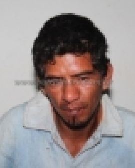 Imagem de Homem preso após roubar veículo