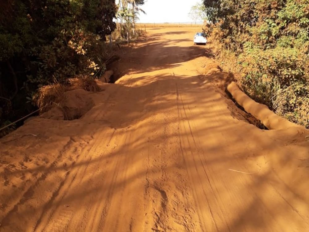 Imagem de Ponte do Ribeirão Cabeleira está interditada