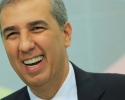 Imagem de Zé Eliton se recusa a diminuir imposto de combustível