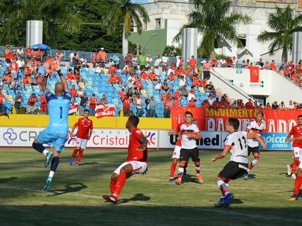 Imagem de Vila empata com Atlético e mantém equilíbrio no confronto