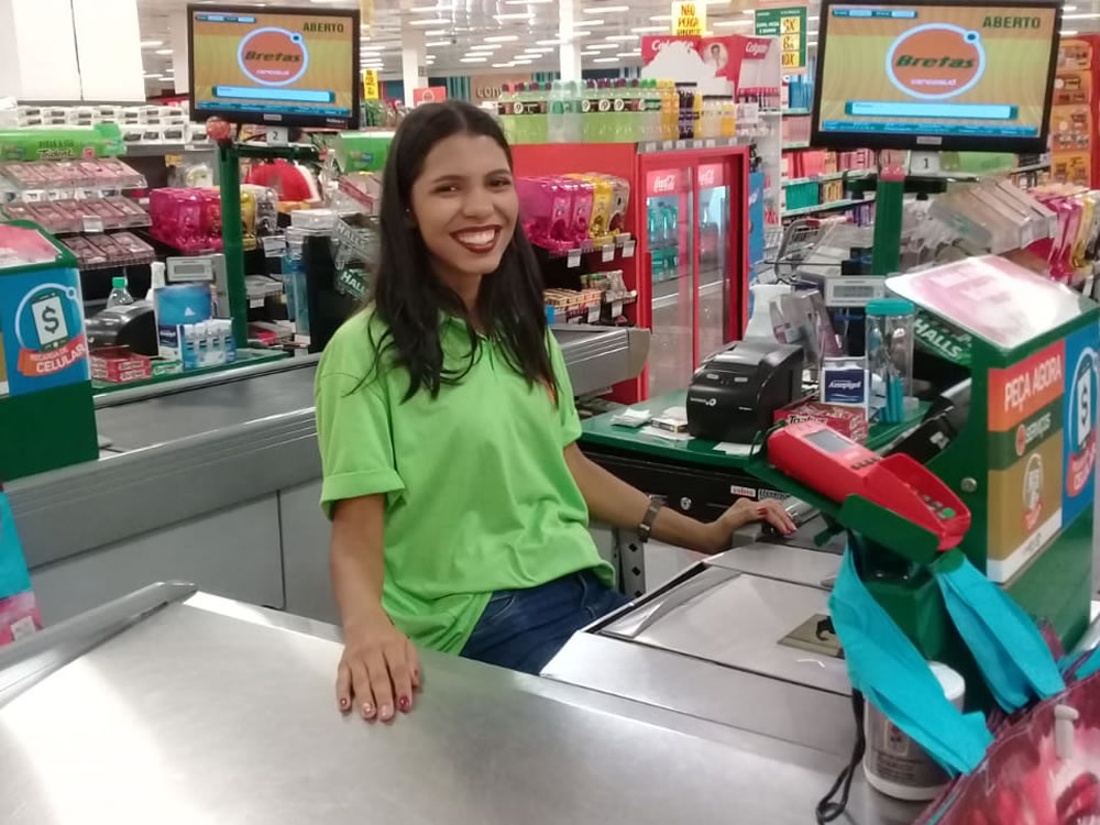 Imagem de Supermercado efetivou mais da metade dos temporários do Natal