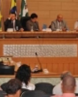 Imagem de Vereadores debatem transporte público